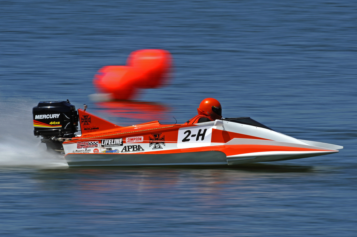 Hydroplane Boat Racing