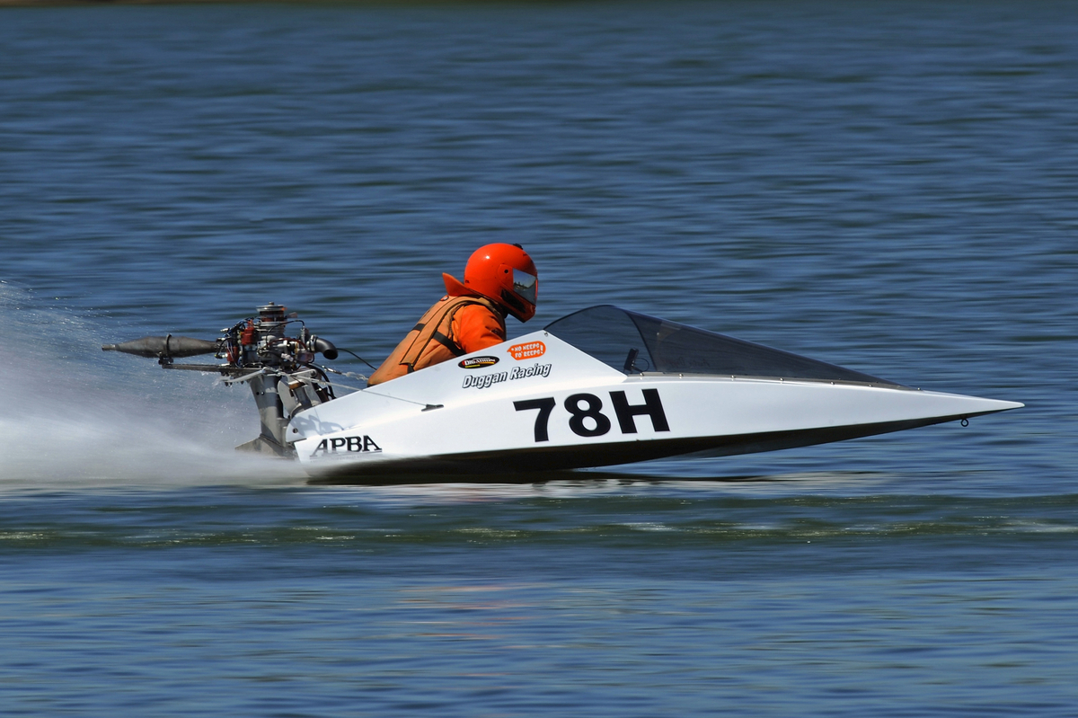 Modified Outboard Powerboat Racing