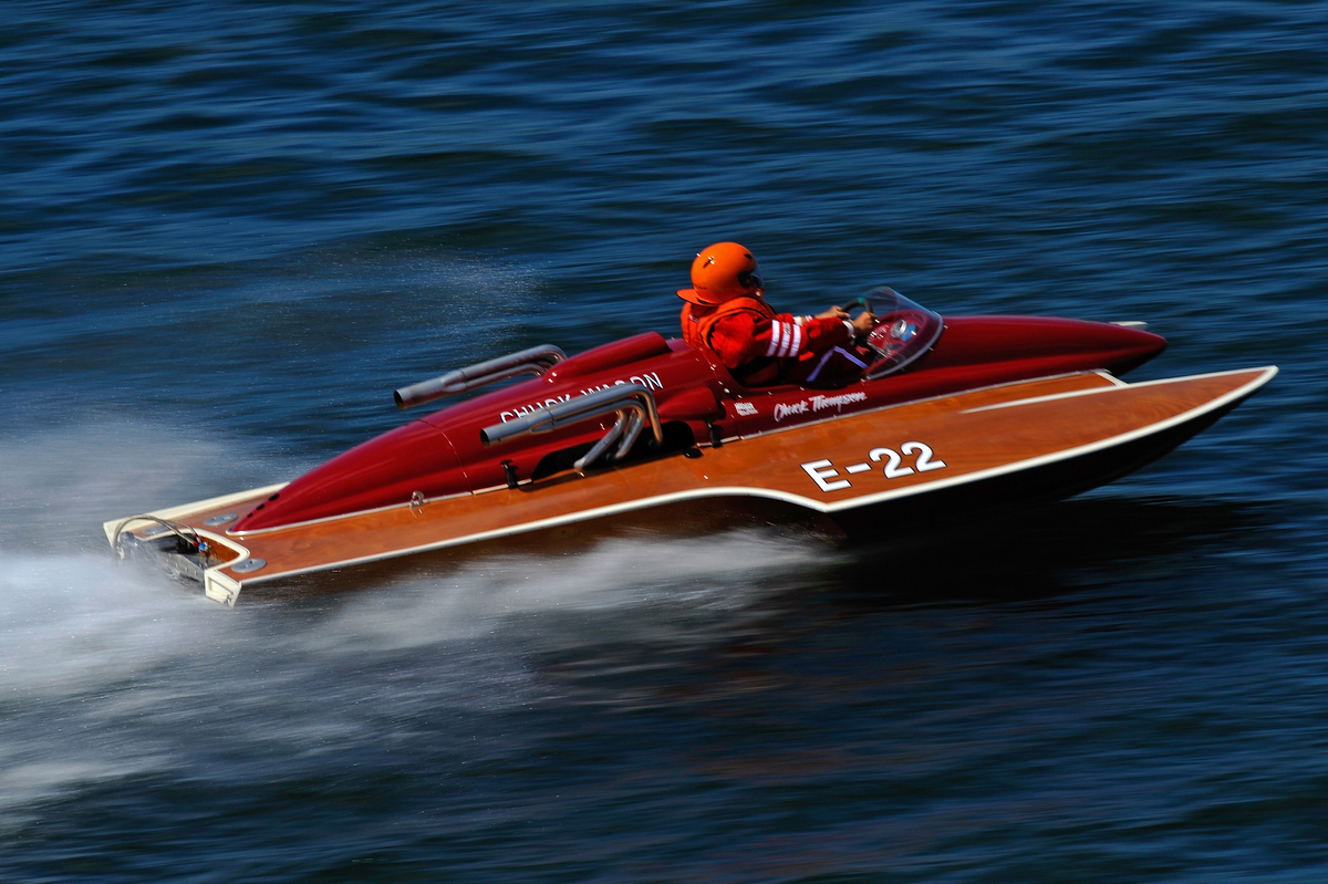 Vintage & Historic Powerboat Racing