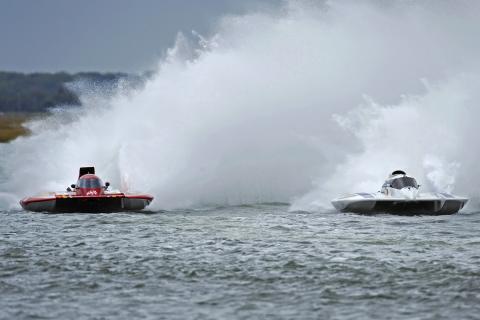 Grand Prix Powerboat Racing